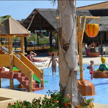 Camping Senia Tucan