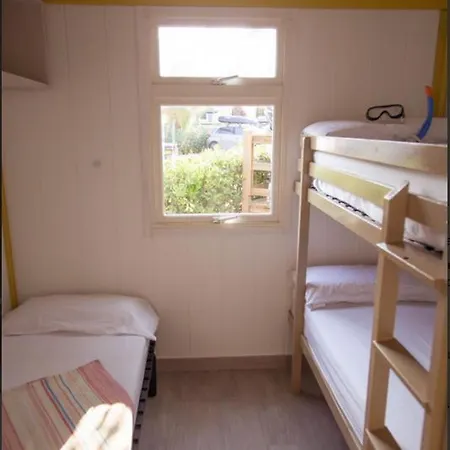 Camping Senia Tucan