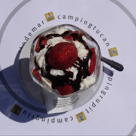 Senia Tucan Кемпинг Льорет-де-Мар