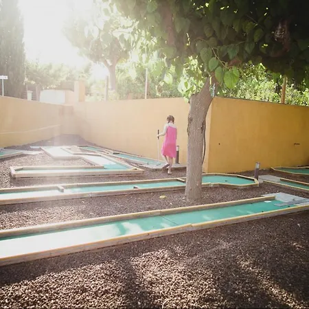 مكان تخييم Senia Tucan